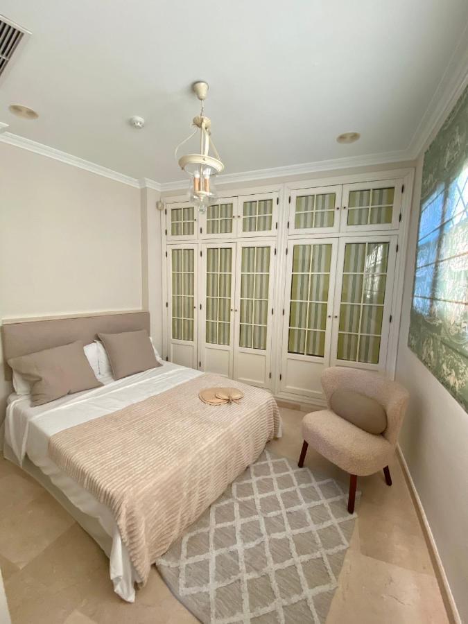 Elegante Casa Con Piscina En Centro Histórico Сasa de vacaciones *