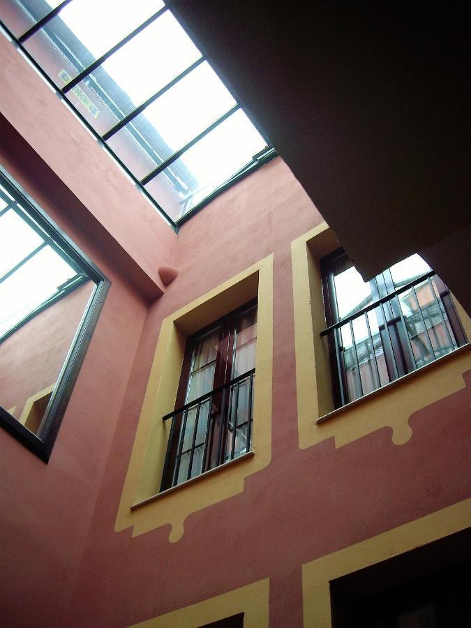 Elegante Casa Con Piscina En Centro Histórico Sevilla