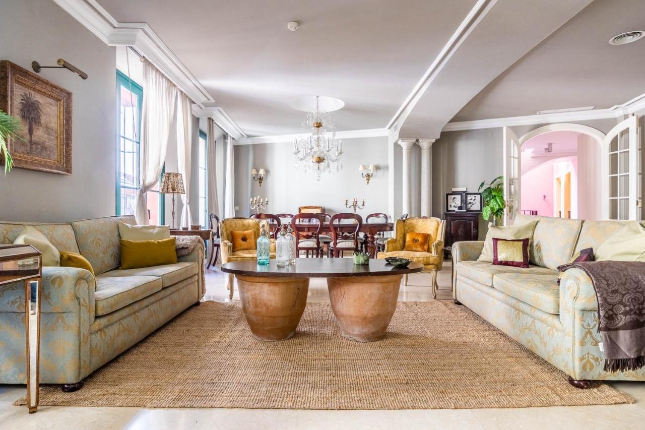 Elegante Casa Con Piscina En Centro Histórico