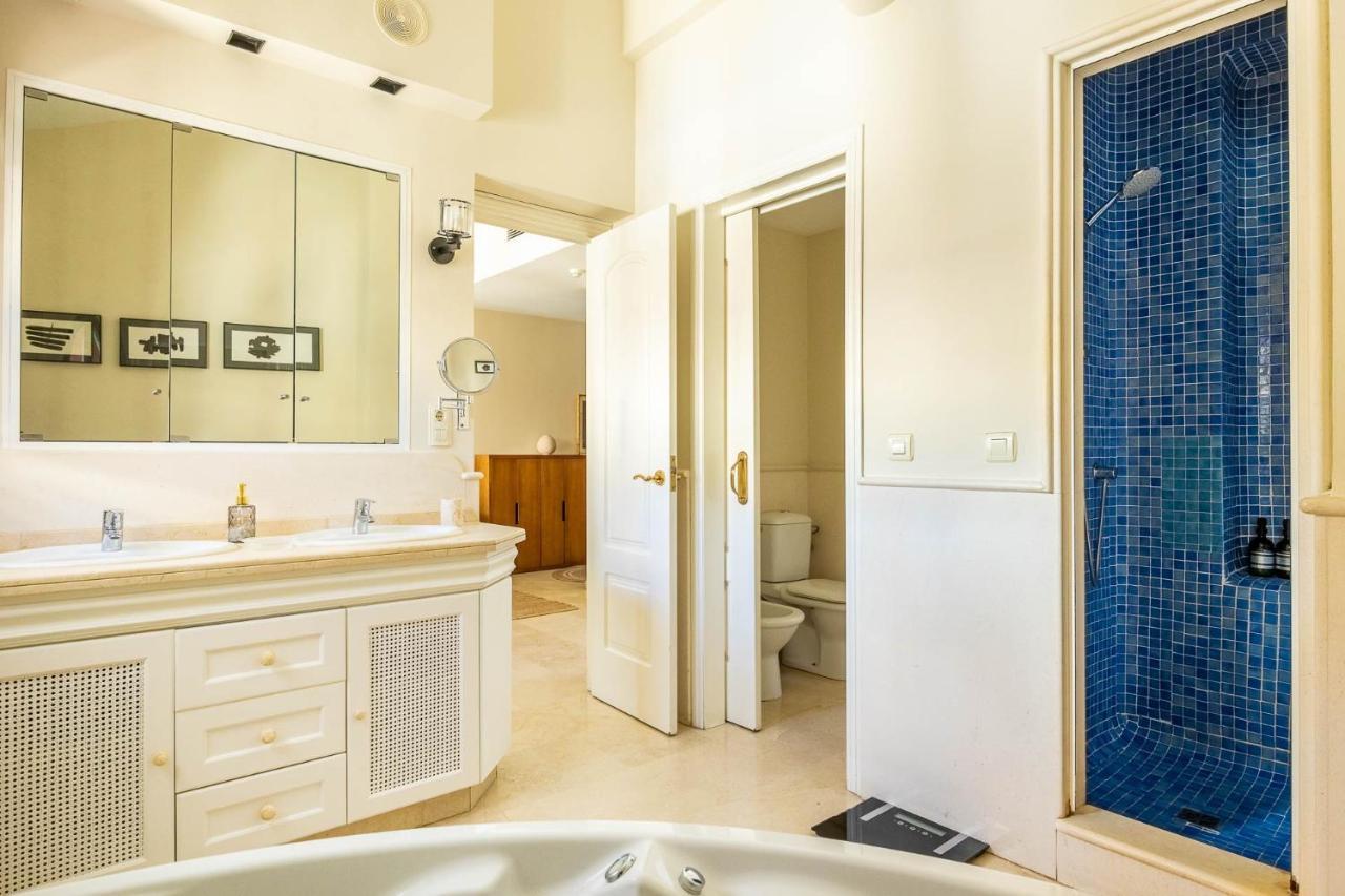 Elegante Casa Con Piscina En Centro Histórico *