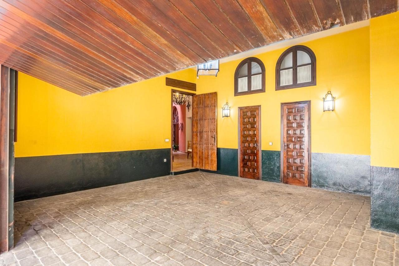 Elegante Casa Con Piscina En Centro Histórico Сasa de vacaciones Sevilla
