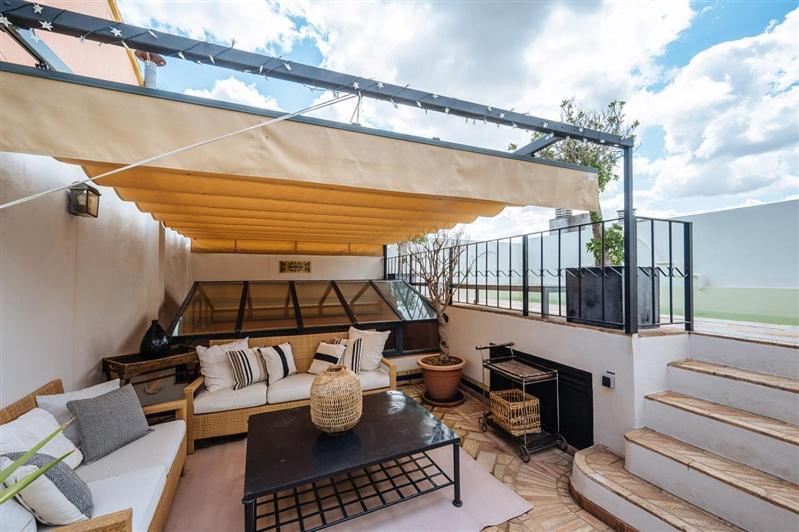 Elegante Casa Con Piscina En Centro Histórico *