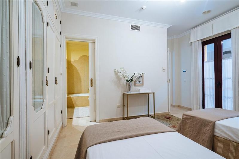 Elegante Casa Con Piscina En Centro Histórico Сasa de vacaciones